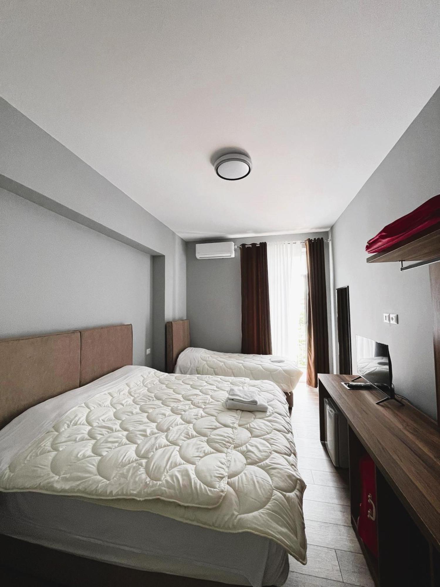 Gjuhadoli Hotel Restaurant Shkodër Dış mekan fotoğraf