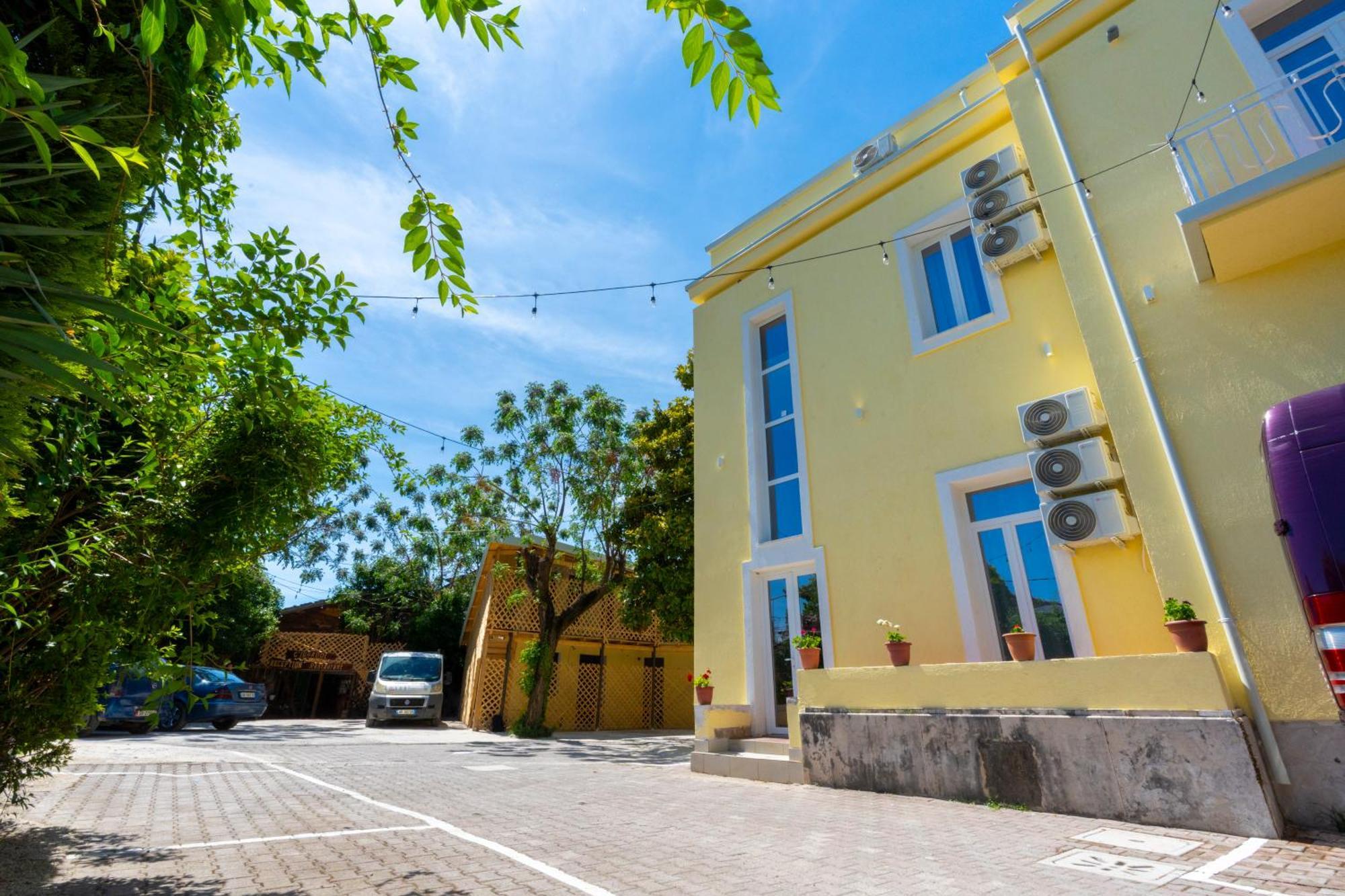 Gjuhadoli Hotel Restaurant Shkodër Dış mekan fotoğraf