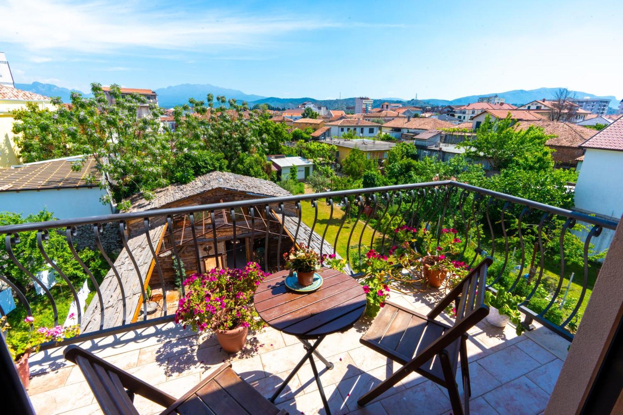 Gjuhadoli Hotel Restaurant Shkodër Dış mekan fotoğraf
